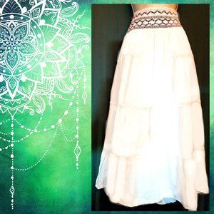 Studio West Size Medium Full or Ankle-Length Skirt With Embroidered Waist